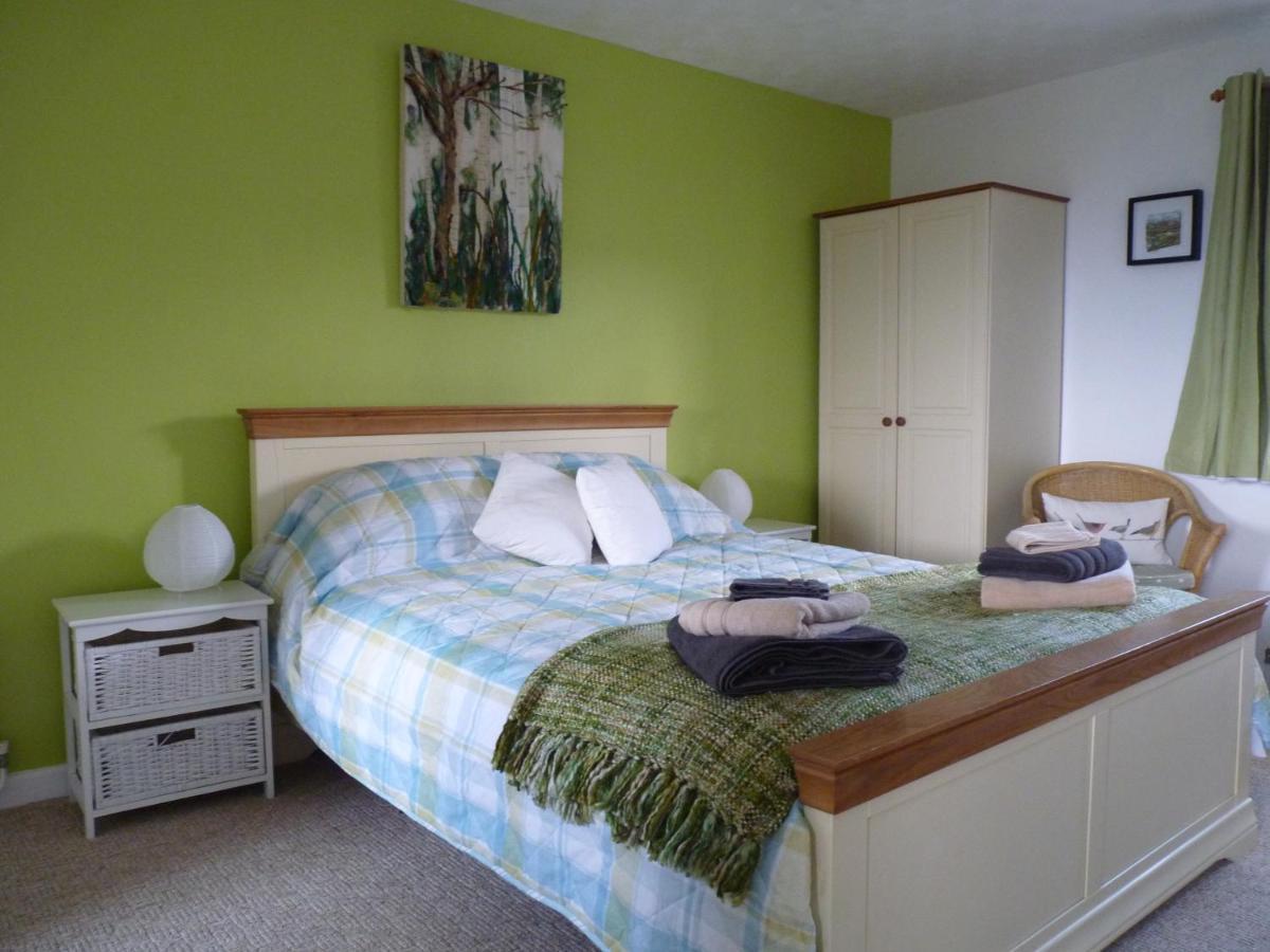 The Farthings Bed & Breakfast บรอนตัน ภายนอก รูปภาพ