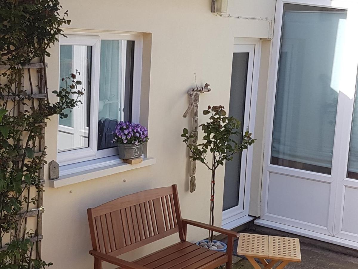 The Farthings Bed & Breakfast บรอนตัน ภายนอก รูปภาพ