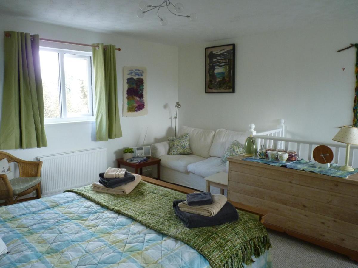 The Farthings Bed & Breakfast บรอนตัน ภายนอก รูปภาพ