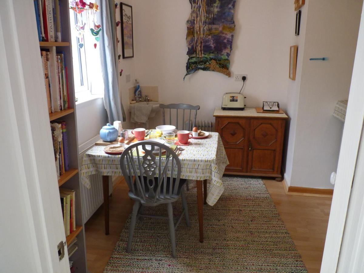 The Farthings Bed & Breakfast บรอนตัน ภายนอก รูปภาพ