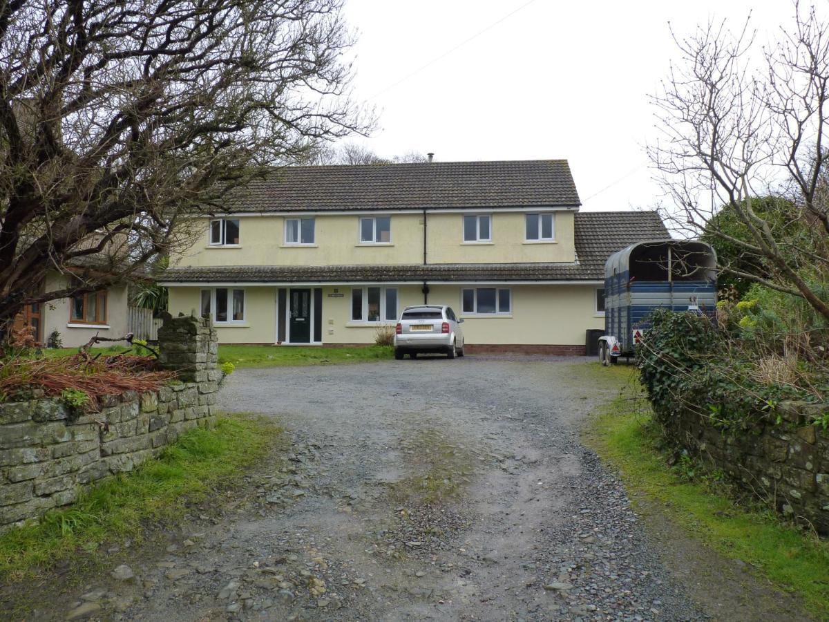 The Farthings Bed & Breakfast บรอนตัน ภายนอก รูปภาพ